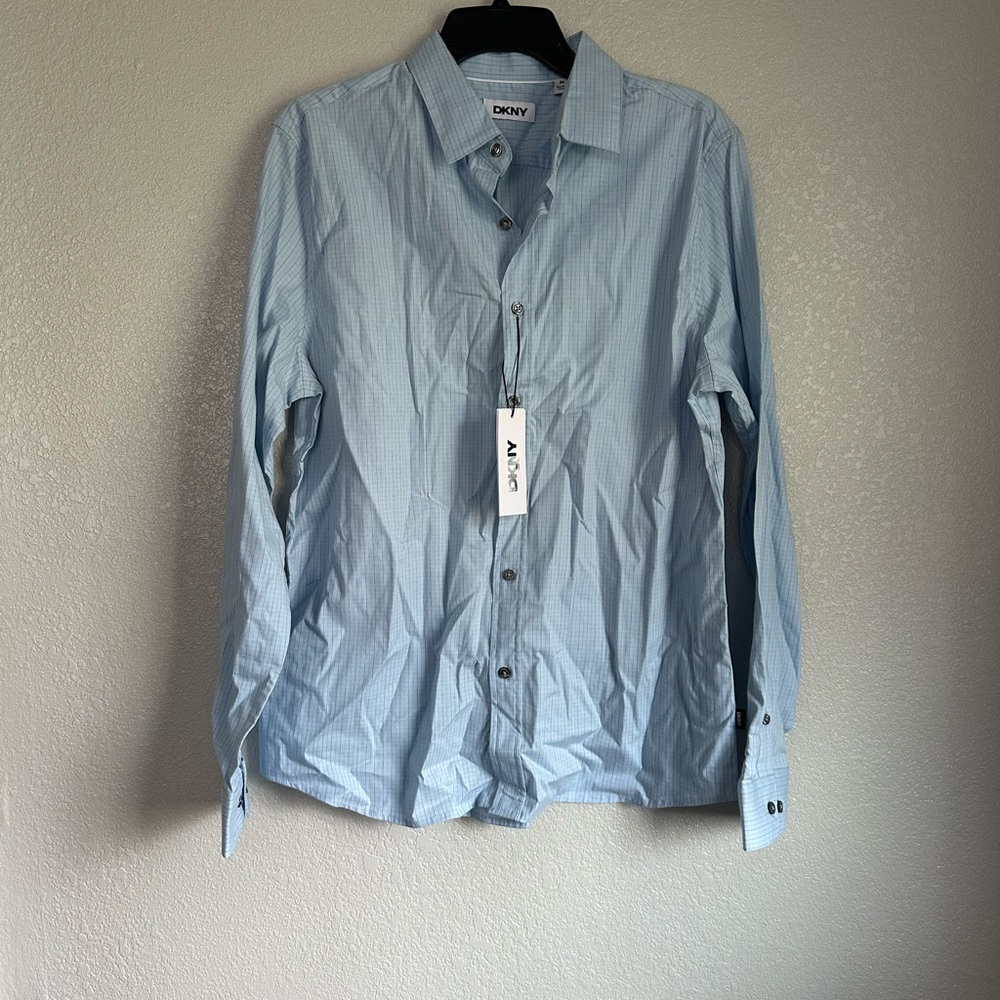 NWT DKNY Men’s Collared Long Sleeve Button Down Shirt Top